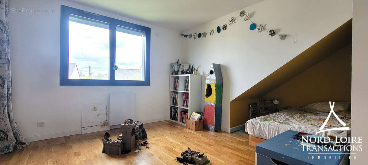 Maison à SAINTE-LUCE-SUR-LOIRE