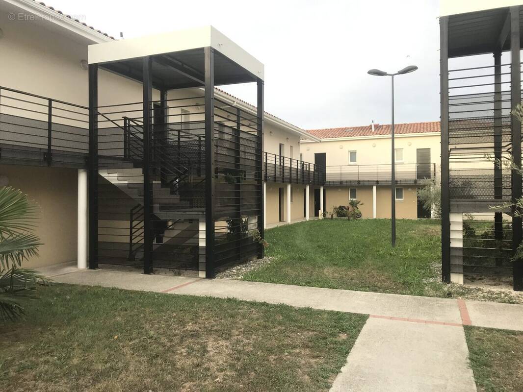 Appartement à AUCAMVILLE