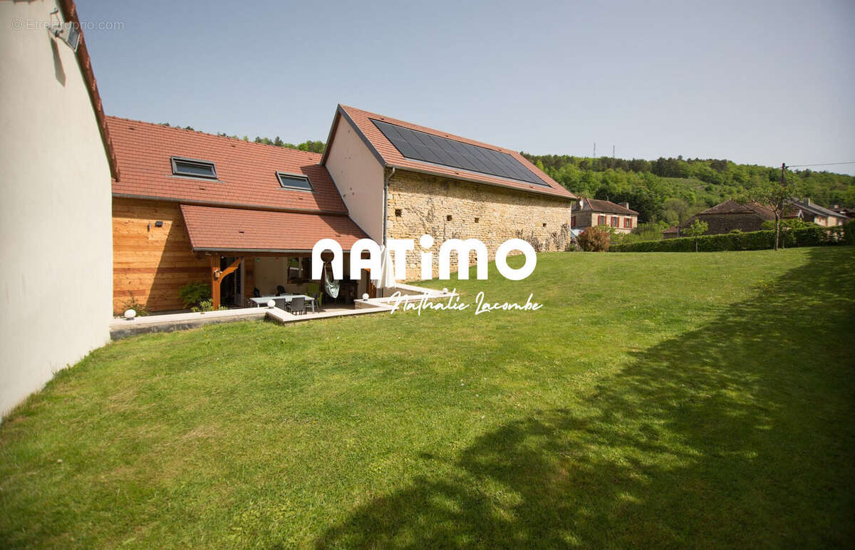 Maison à MONTIGNY-MONTFORT