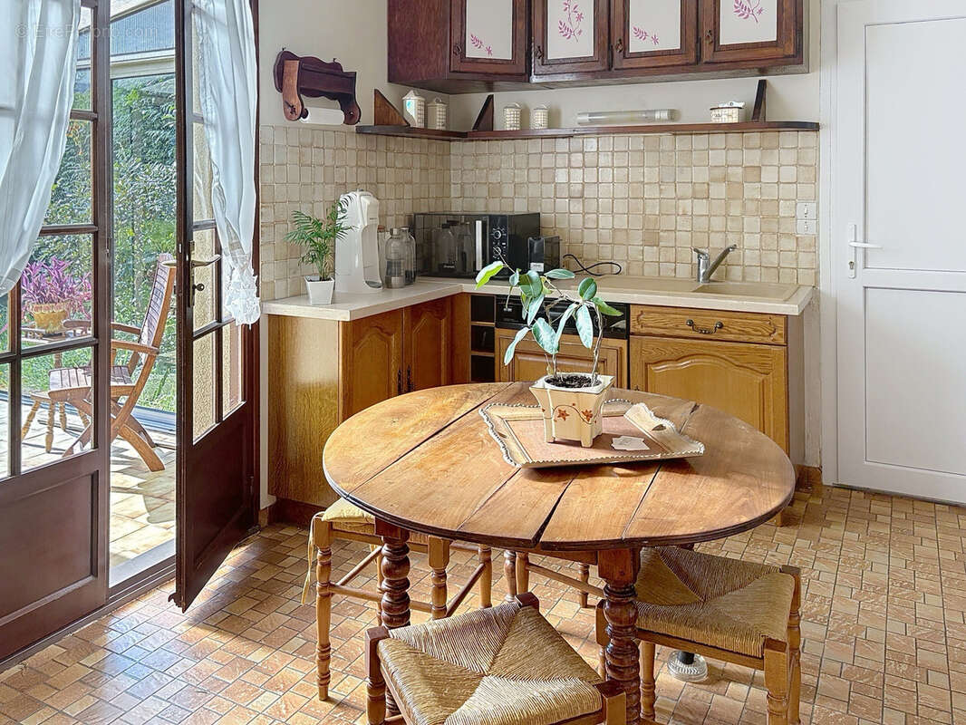 Maison à FRANQUEVILLE-SAINT-PIERRE