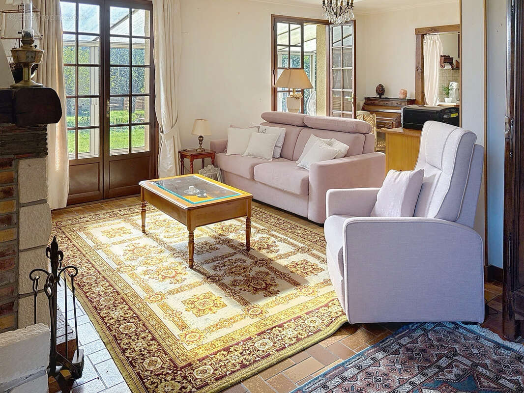 Maison à FRANQUEVILLE-SAINT-PIERRE