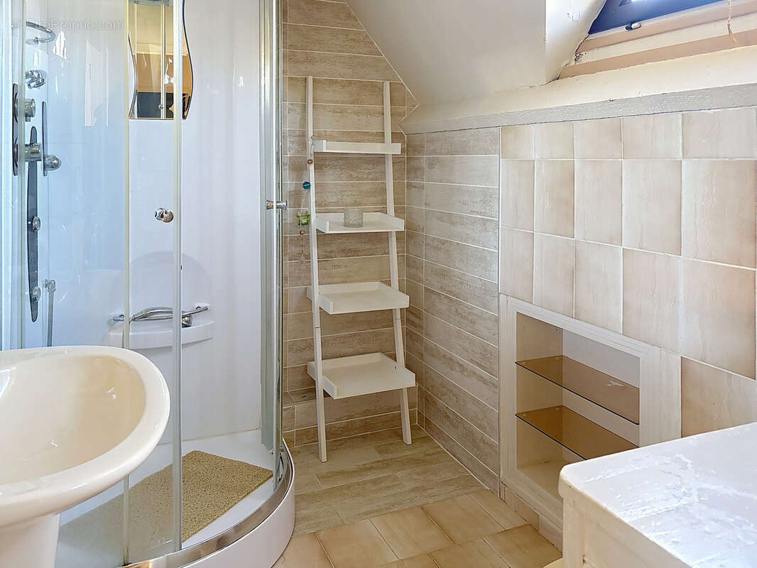 Maison à FRANQUEVILLE-SAINT-PIERRE