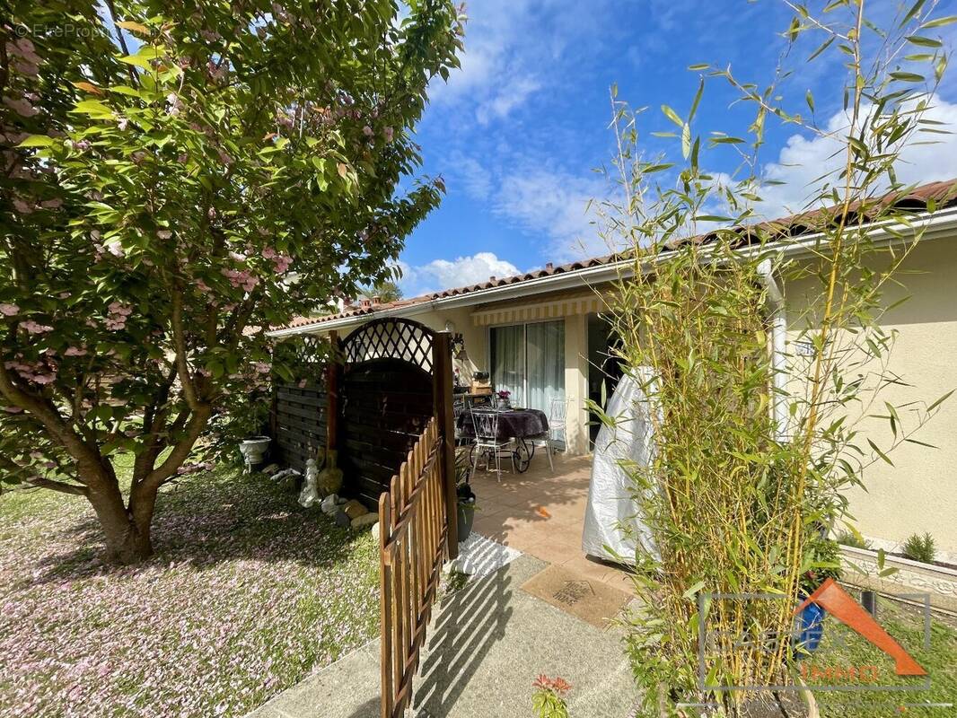 Maison à SALIES-DU-SALAT