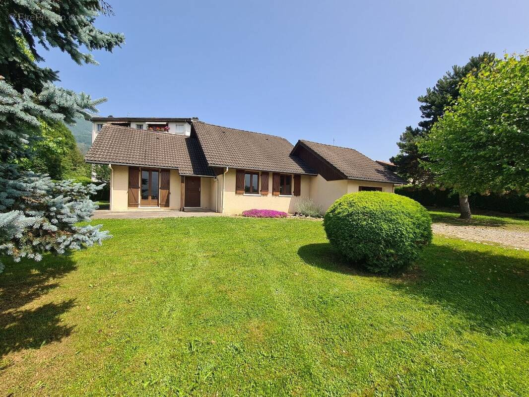 Maison à ALBERTVILLE