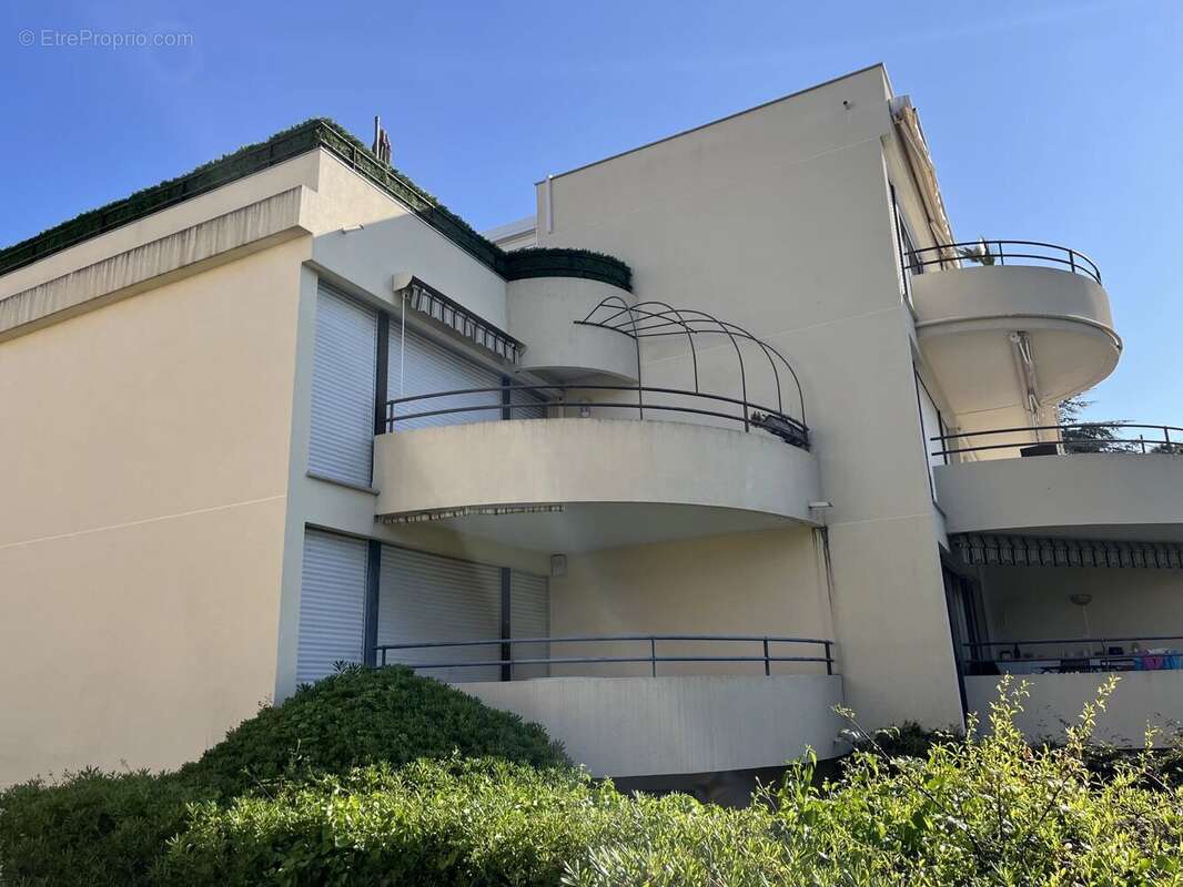 Appartement à VILLENEUVE-LOUBET