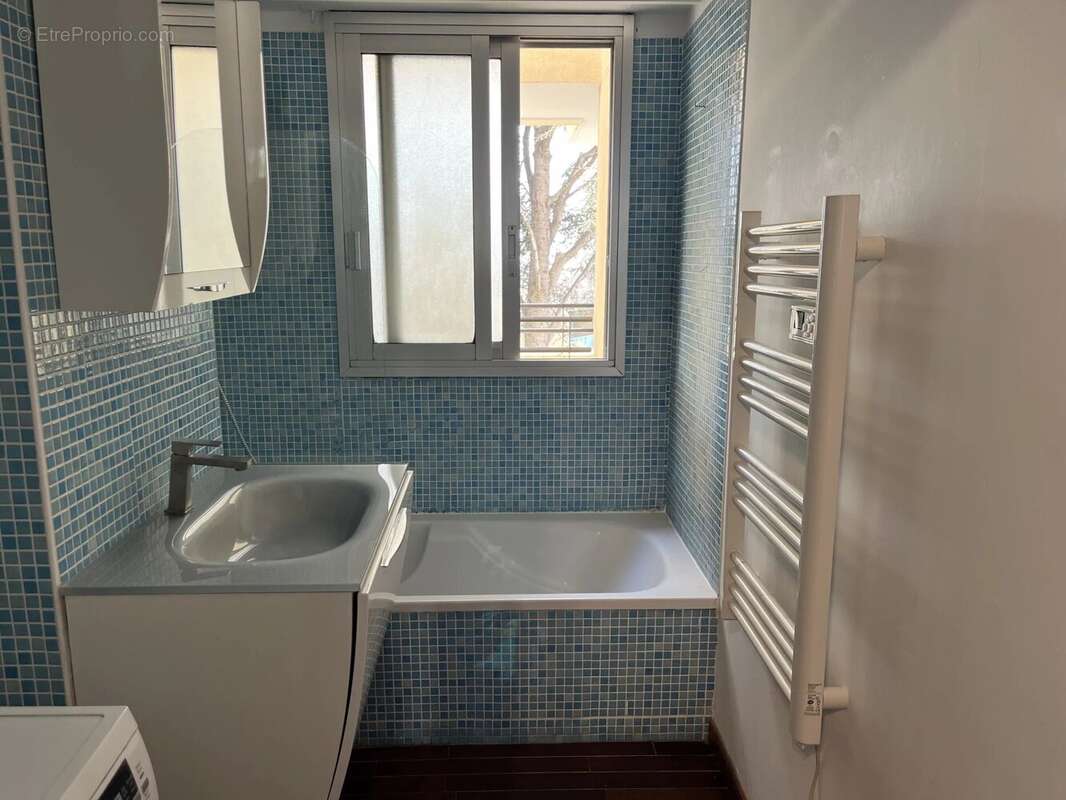 Appartement à VILLENEUVE-LOUBET