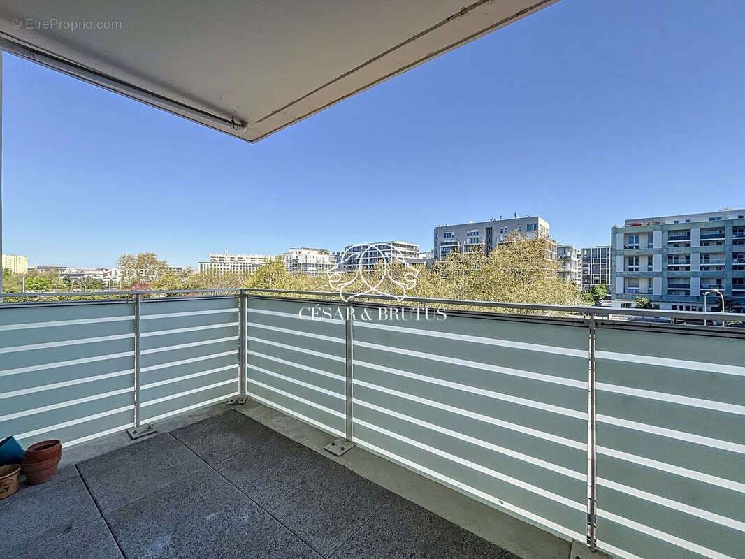 Appartement à LYON-7E