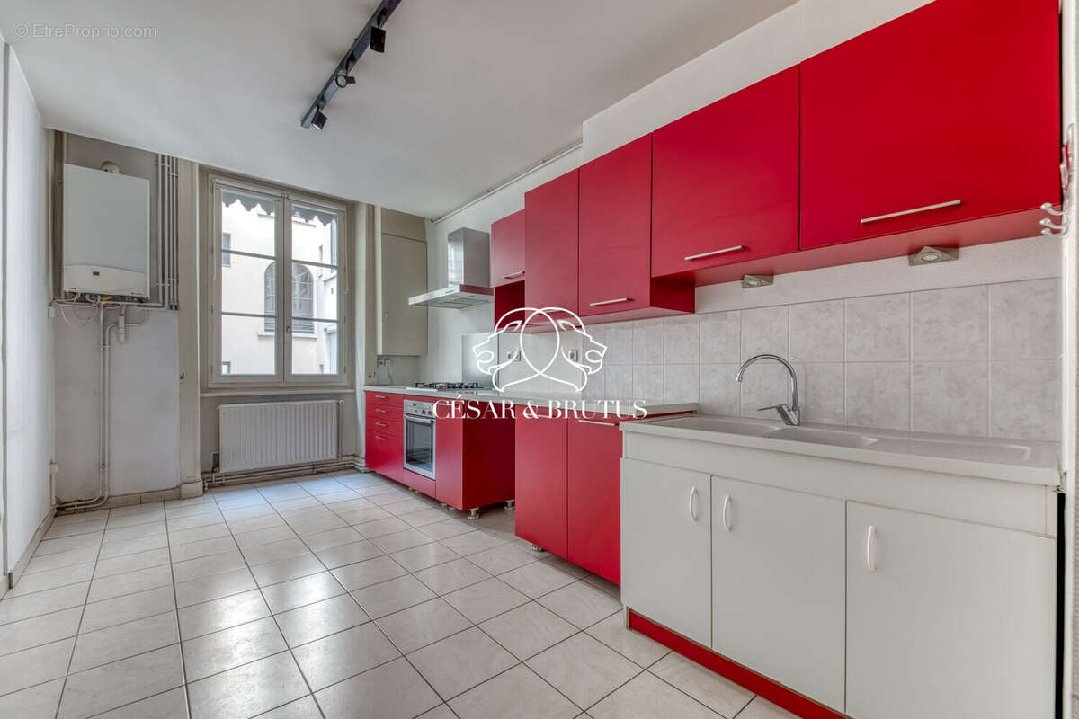 Appartement à LYON-6E