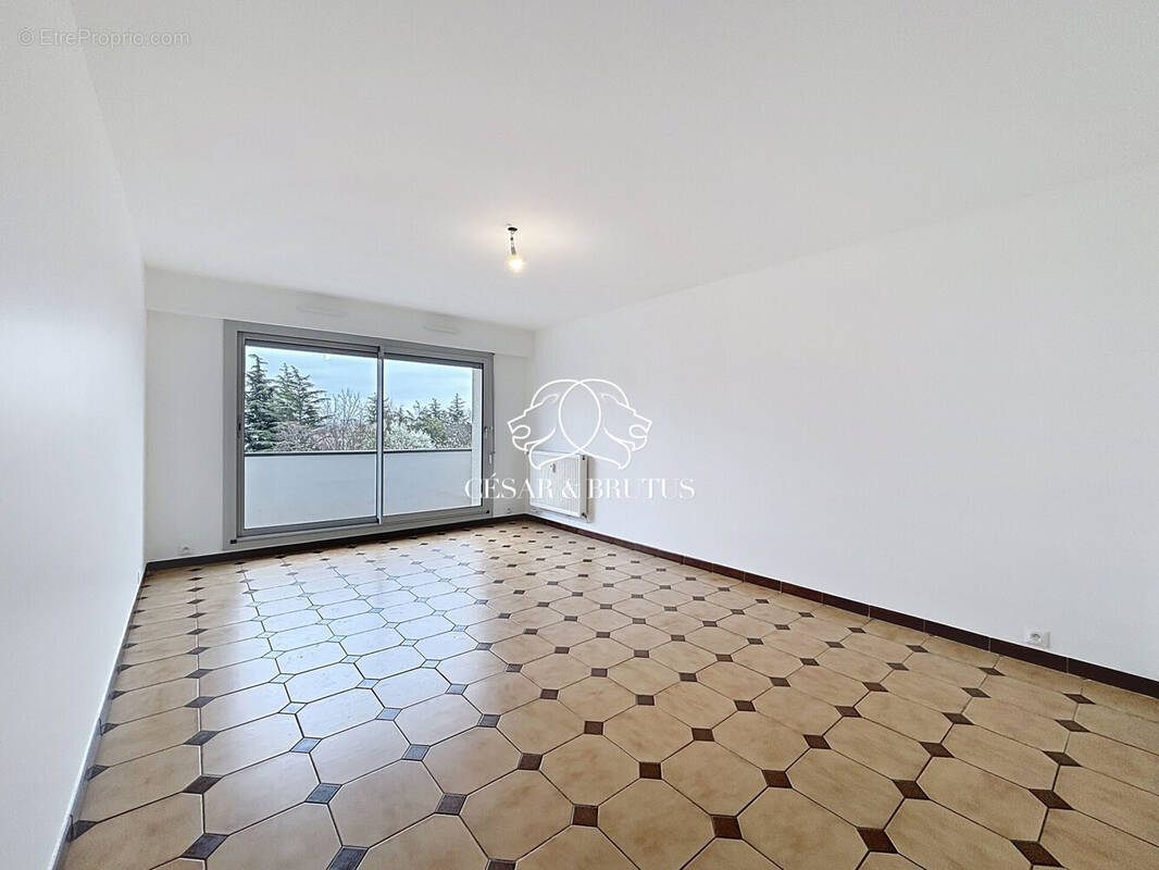 Appartement à VENISSIEUX