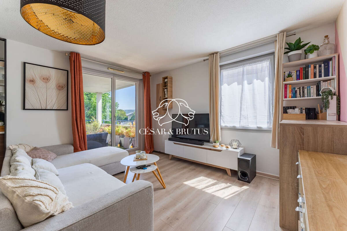 Appartement à L&#039;ISLE-D&#039;ABEAU