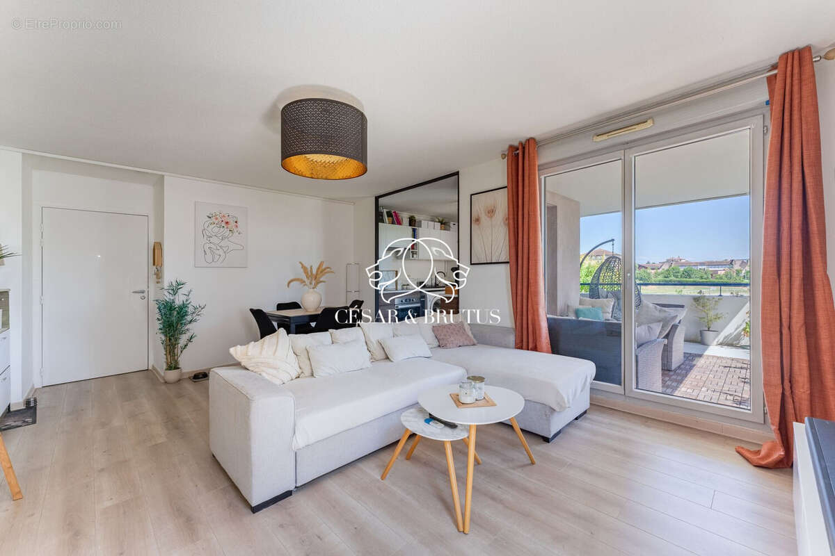 Appartement à L&#039;ISLE-D&#039;ABEAU