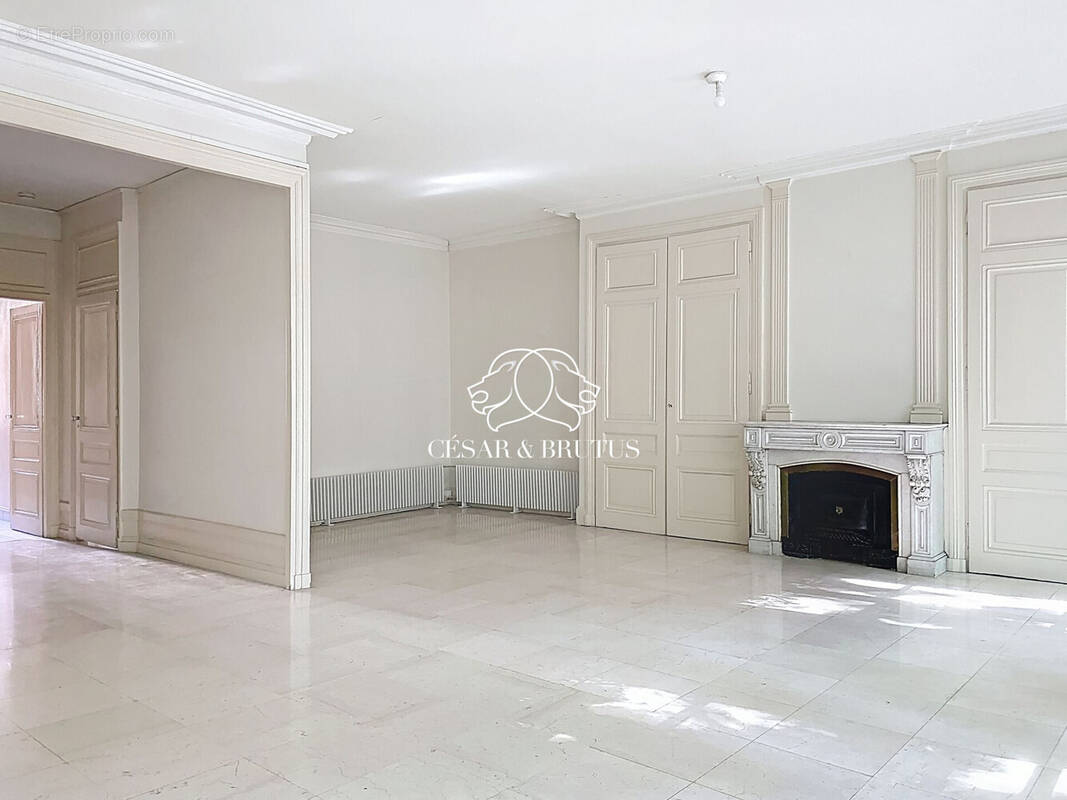 Appartement à LYON-6E