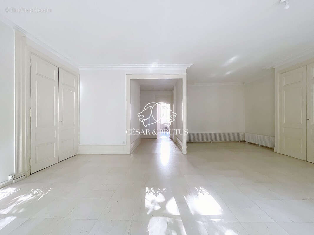 Appartement à LYON-6E