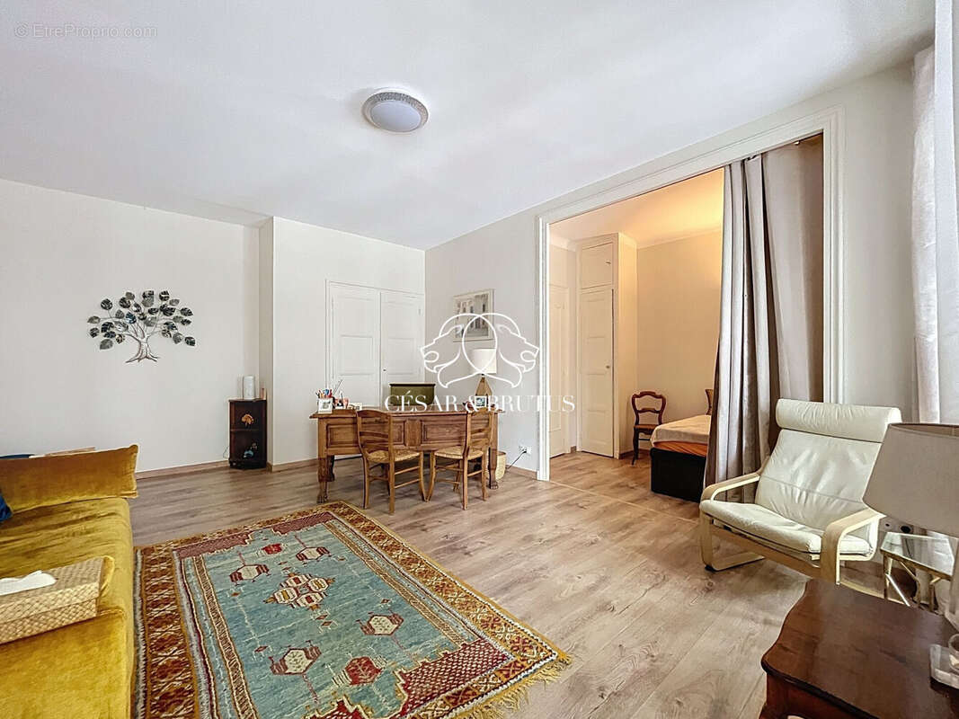 Appartement à LYON-6E