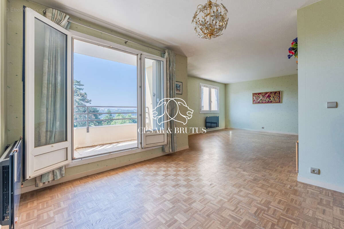 Appartement à LYON-9E