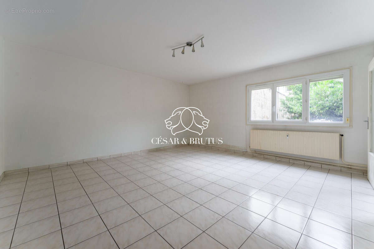 Appartement à LYON-7E
