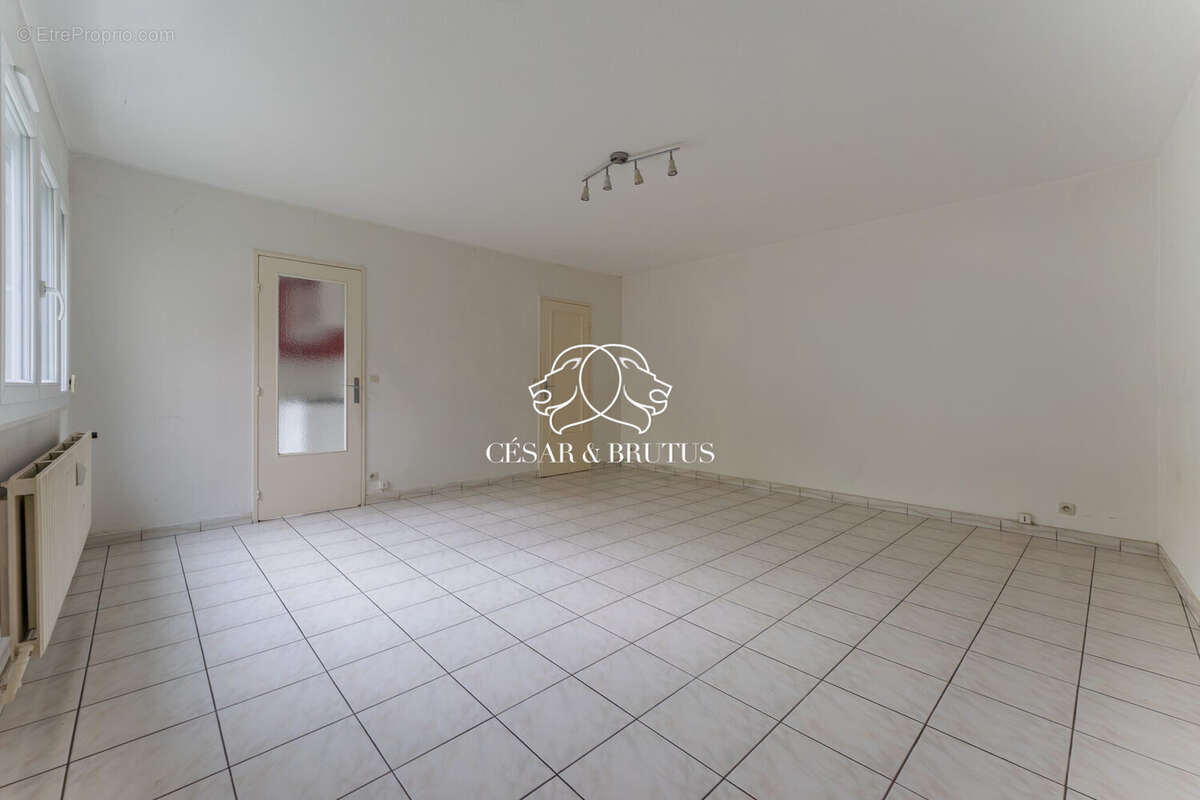 Appartement à LYON-7E