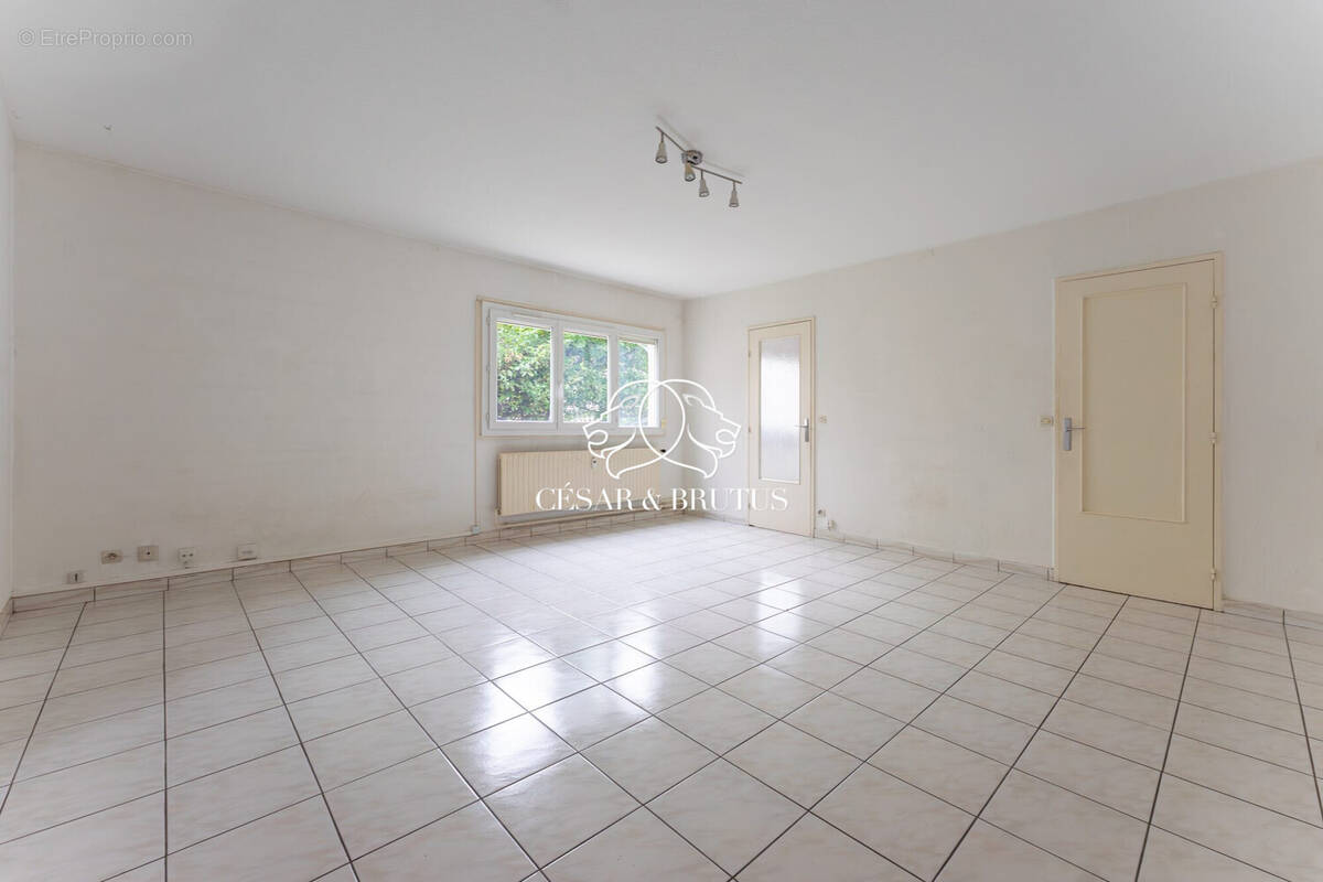 Appartement à LYON-7E