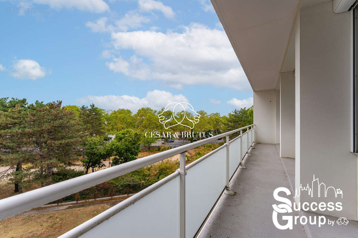 Appartement à LYON-8E