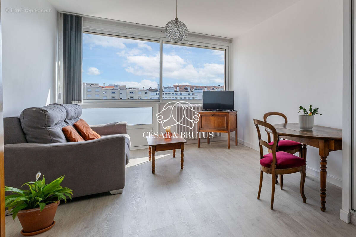 Appartement à LYON-3E