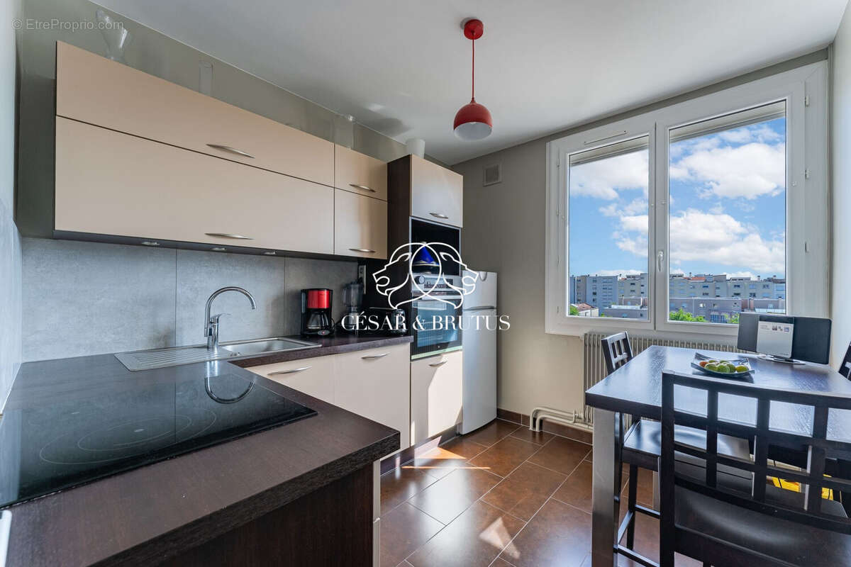 Appartement à LYON-3E