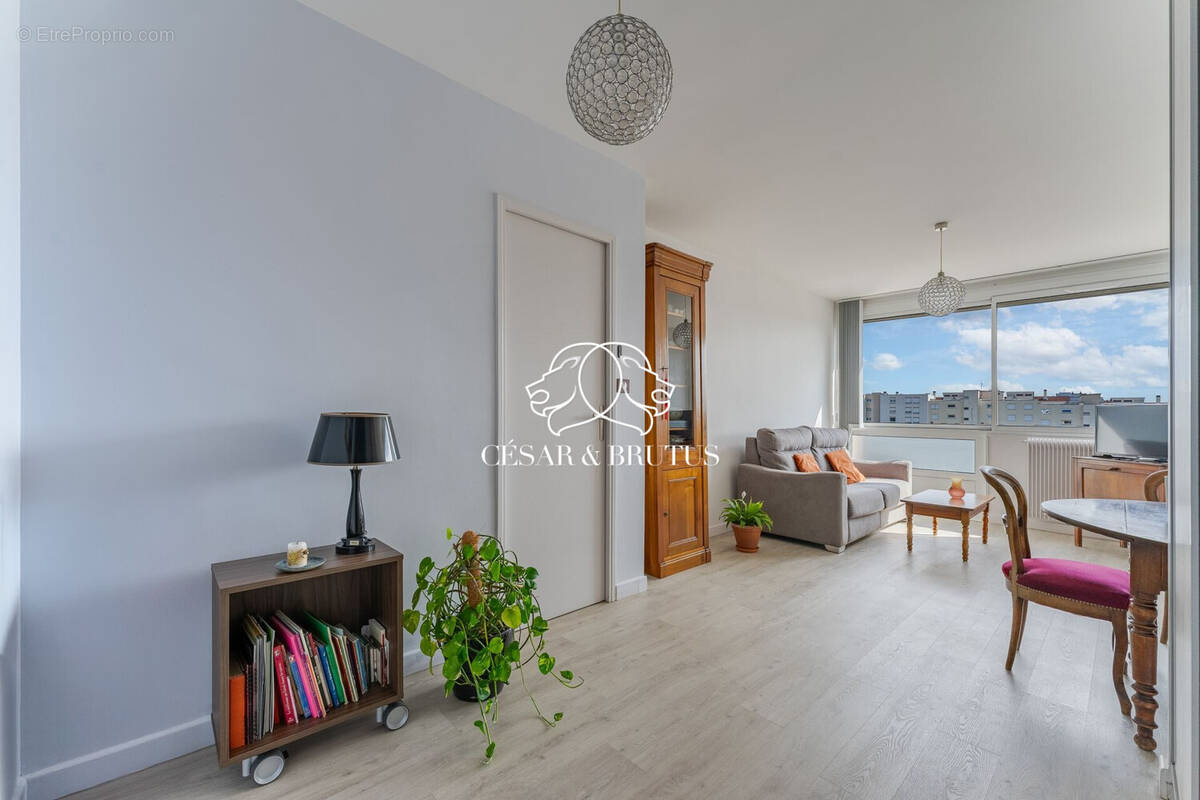 Appartement à LYON-3E