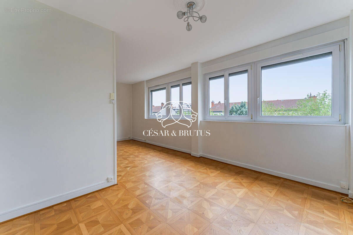 Appartement à VILLEURBANNE