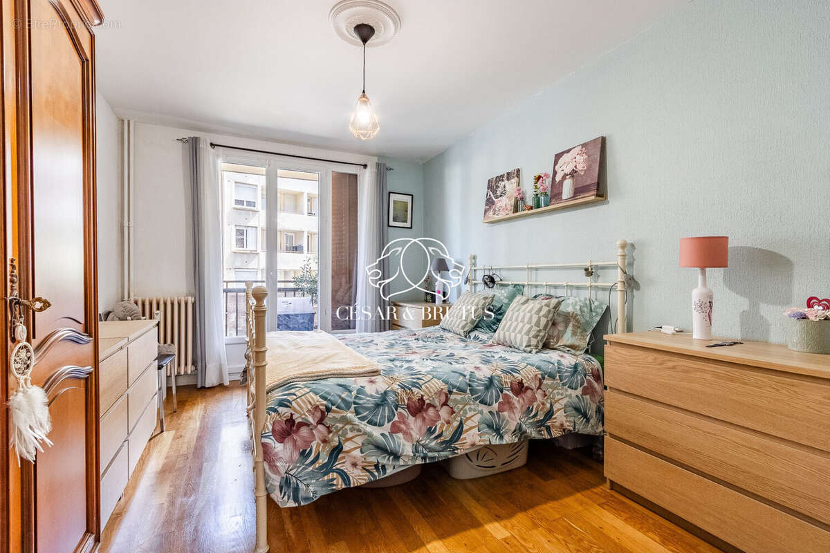 Appartement à VILLEURBANNE