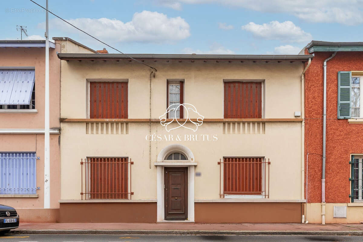 Maison à VENISSIEUX