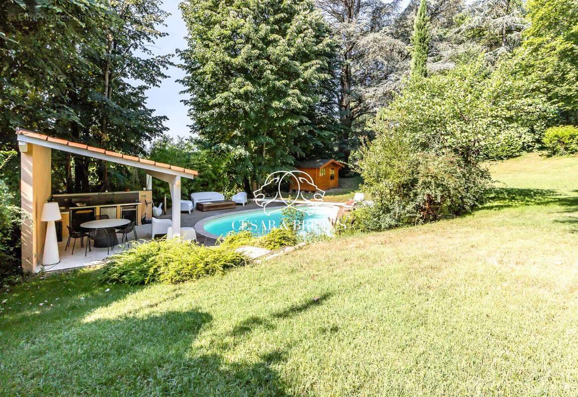 Maison à FONTAINES-SUR-SAONE