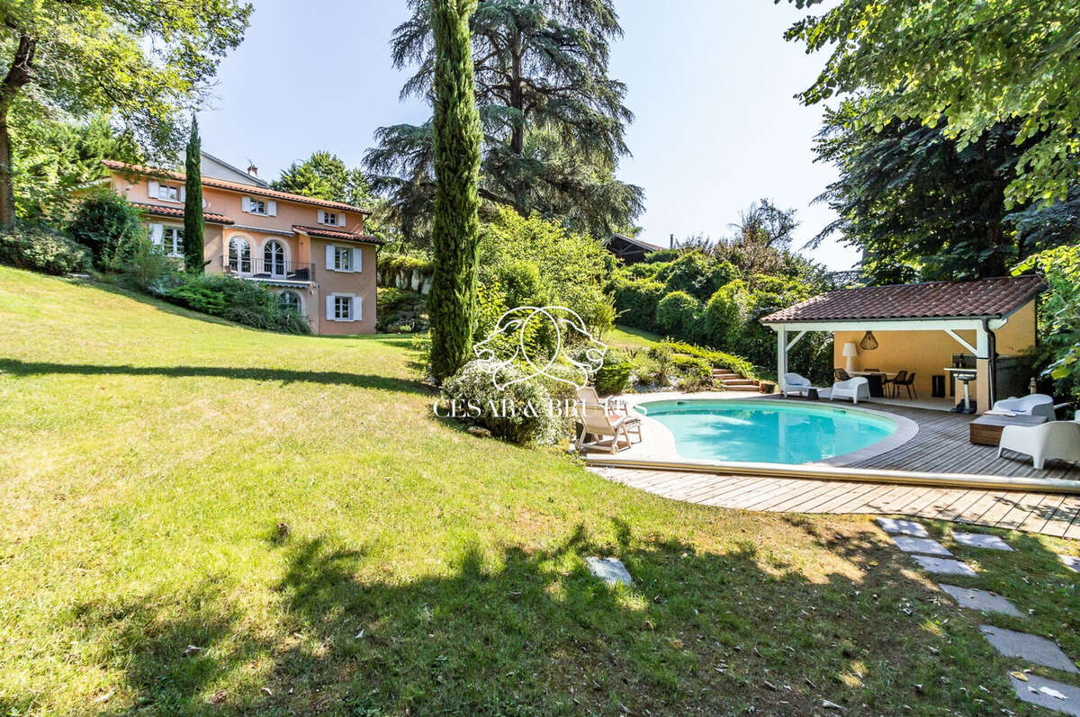 Maison à FONTAINES-SUR-SAONE