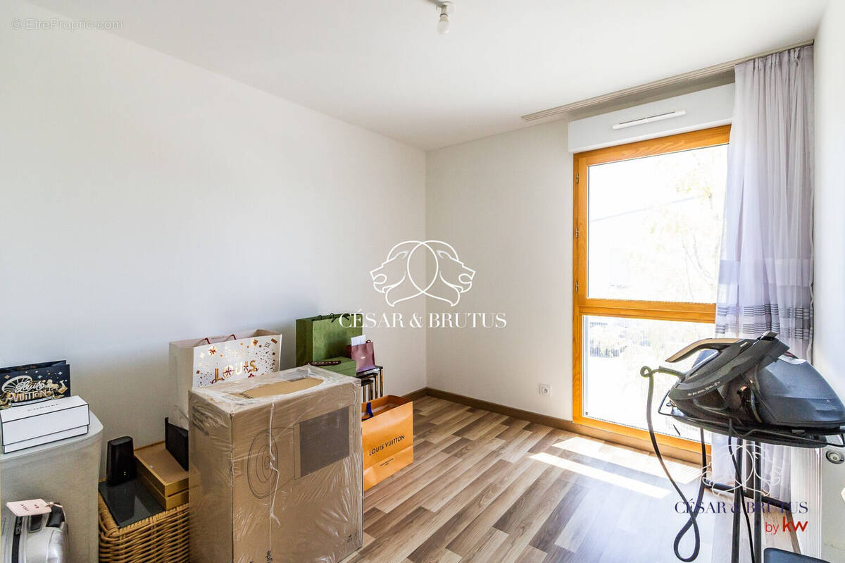 Maison à DECINES-CHARPIEU