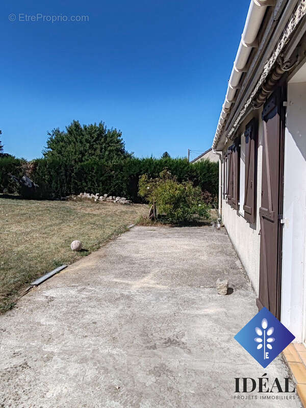 Maison à GOMMECOURT