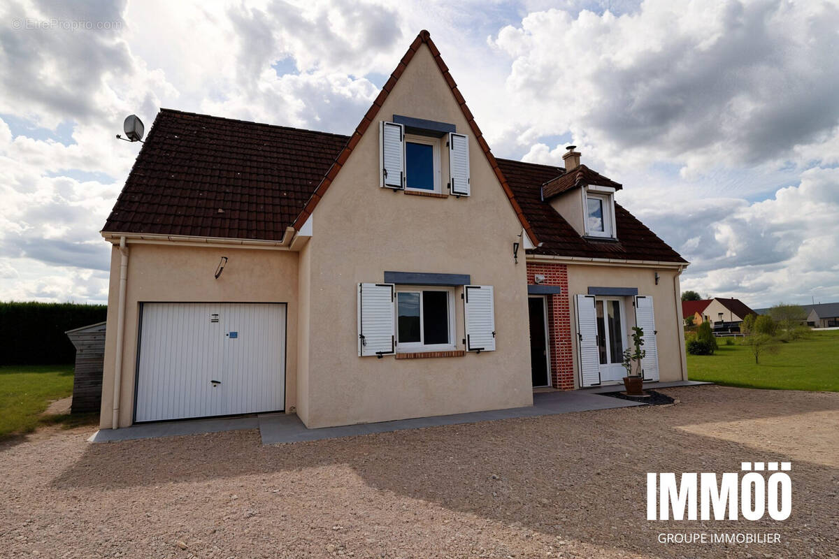 Maison à BERVILLE-SUR-SEINE