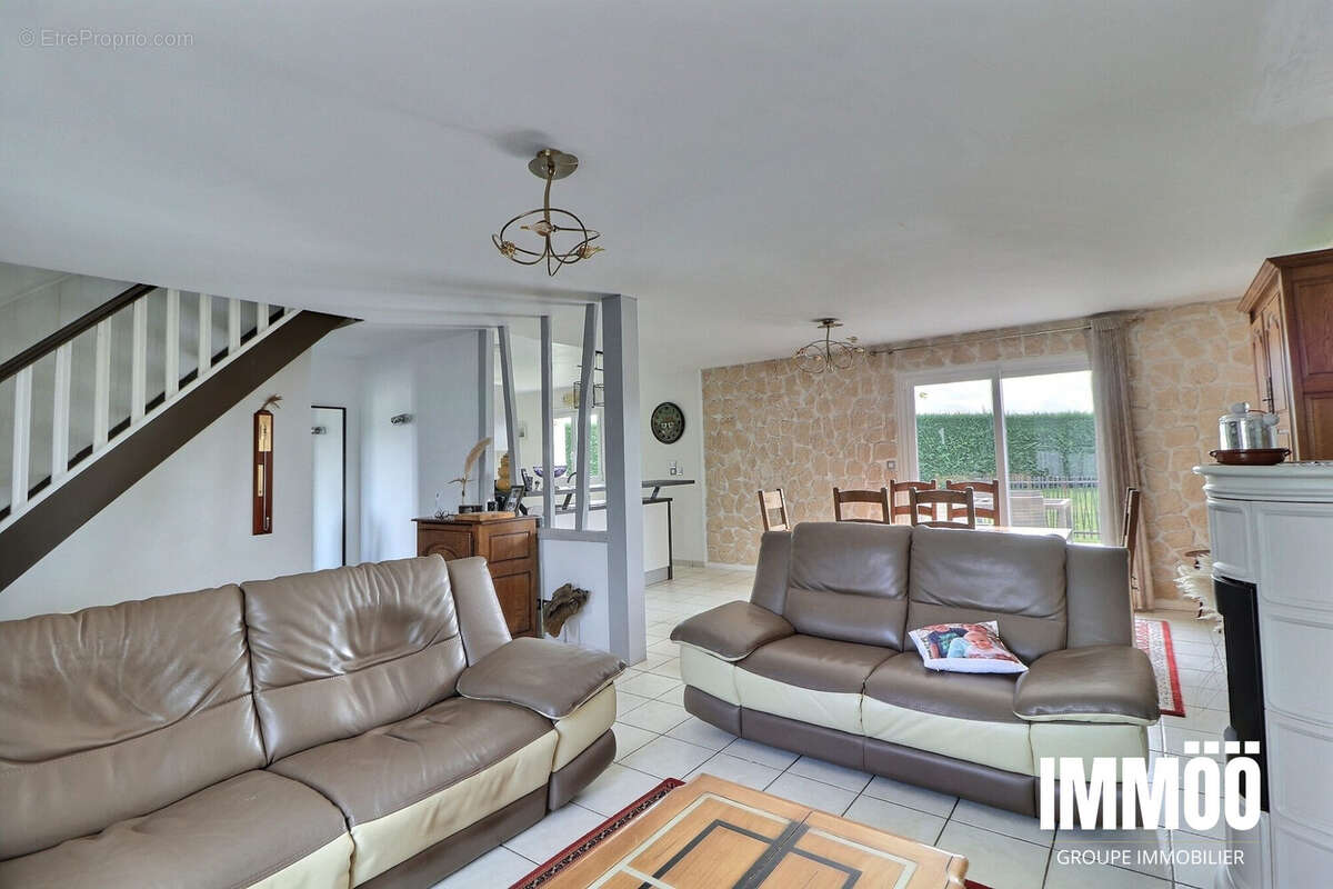 Maison à BERVILLE-SUR-SEINE