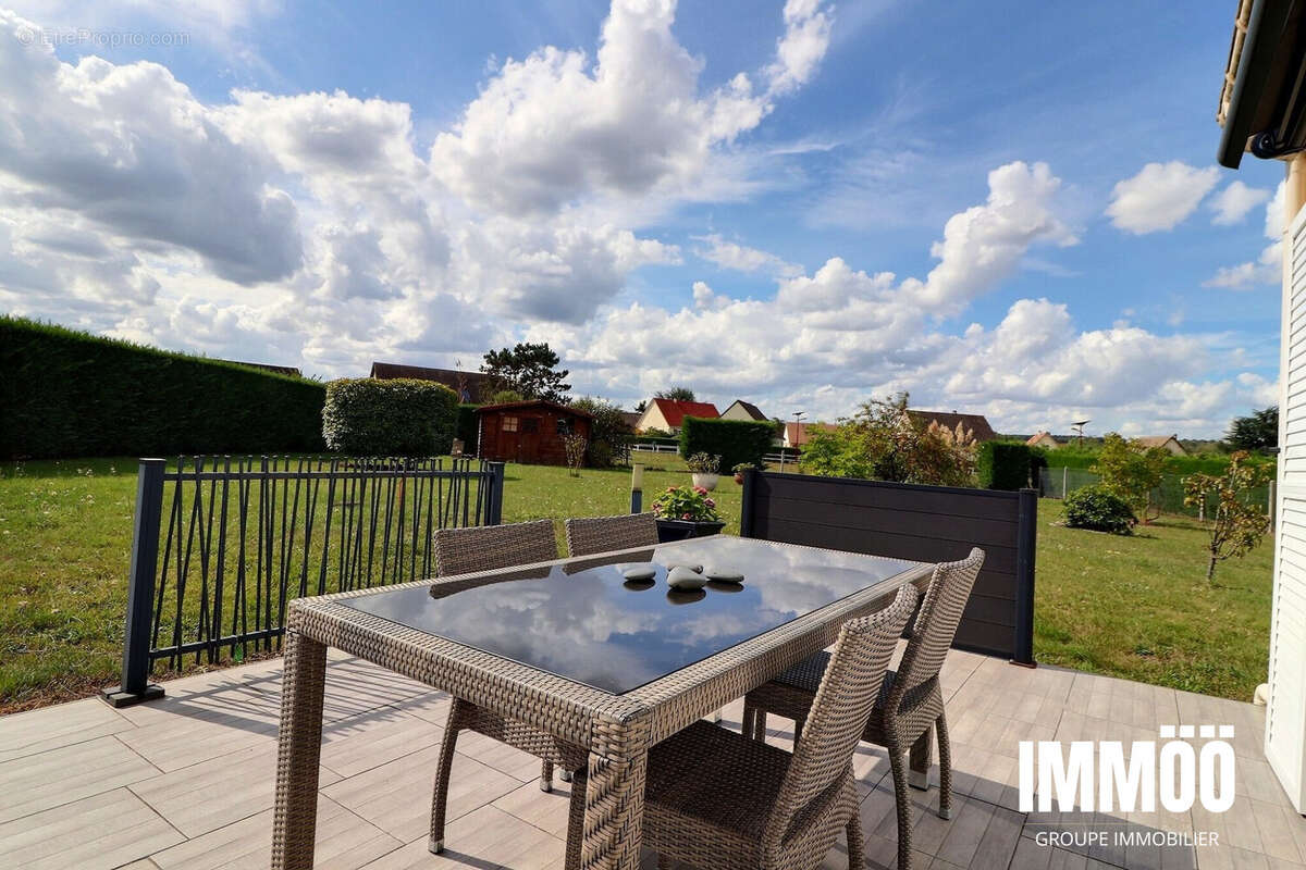 Maison à BERVILLE-SUR-SEINE