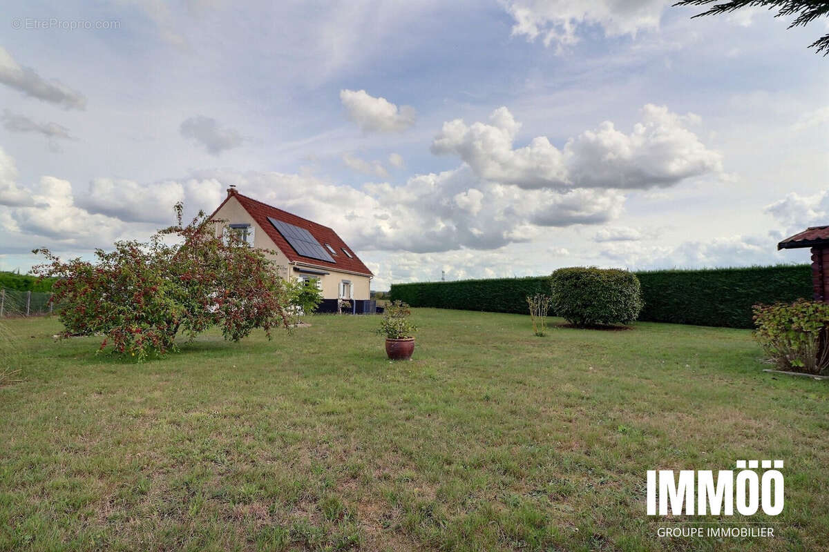 Maison à BERVILLE-SUR-SEINE