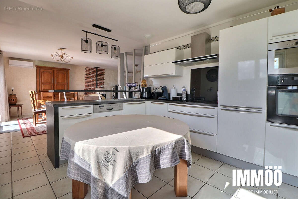 Maison à BERVILLE-SUR-SEINE