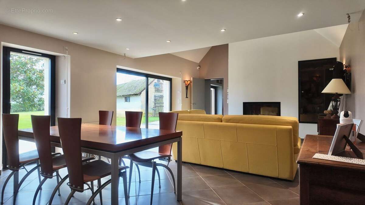 Maison à LA FERTE-BERNARD