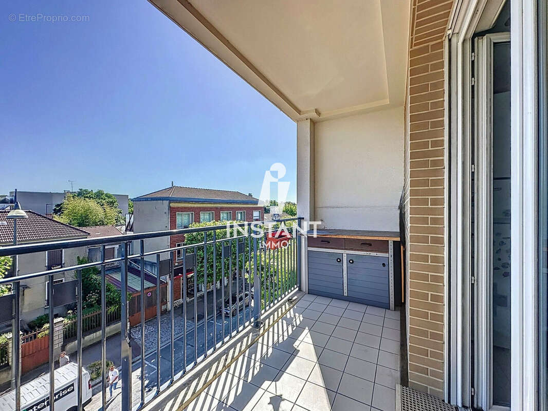 Appartement à LE PERREUX-SUR-MARNE