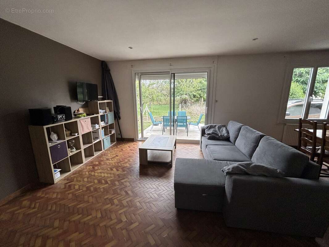 Maison à SAINT-ANDRE-DE-CUBZAC