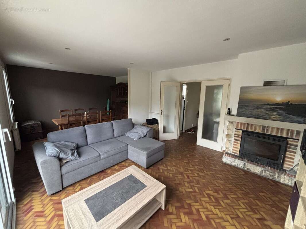 Maison à SAINT-ANDRE-DE-CUBZAC