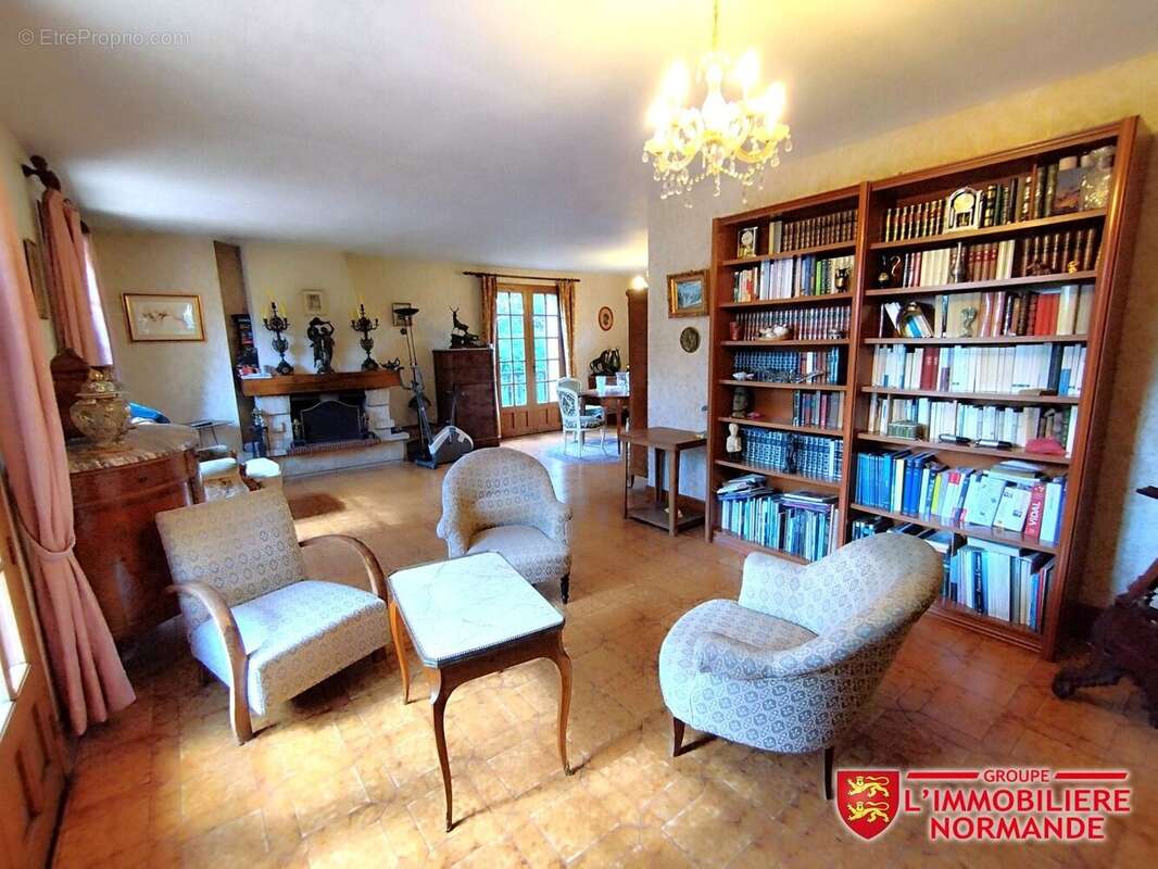 Maison à PACY-SUR-EURE