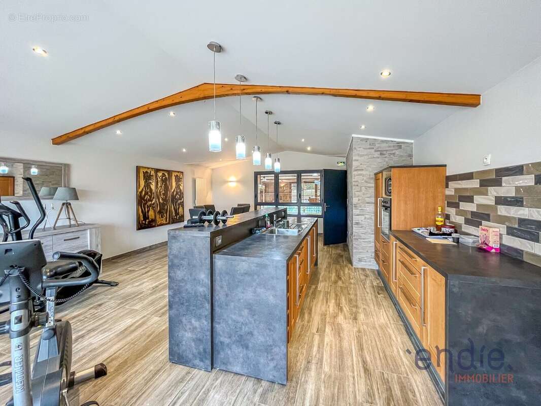 Maison à PACY-SUR-EURE