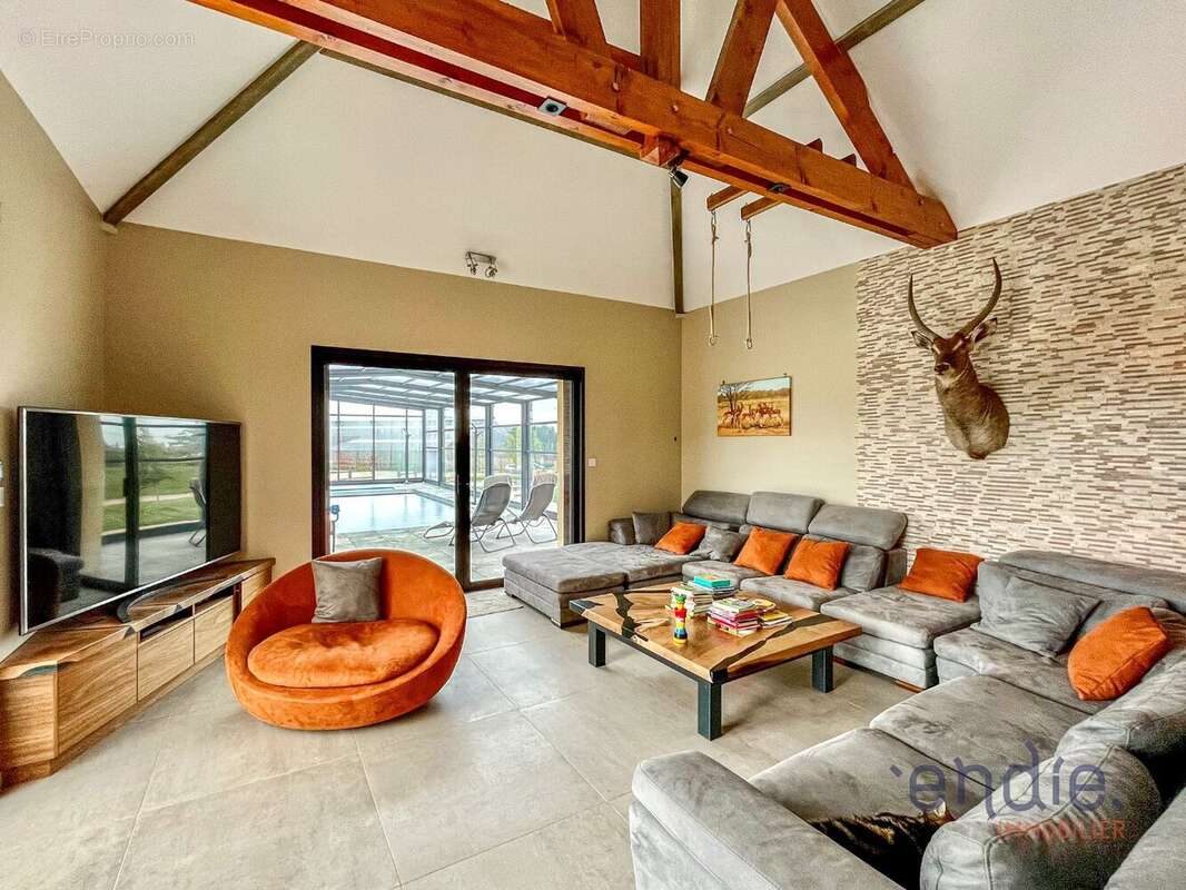 Maison à PACY-SUR-EURE