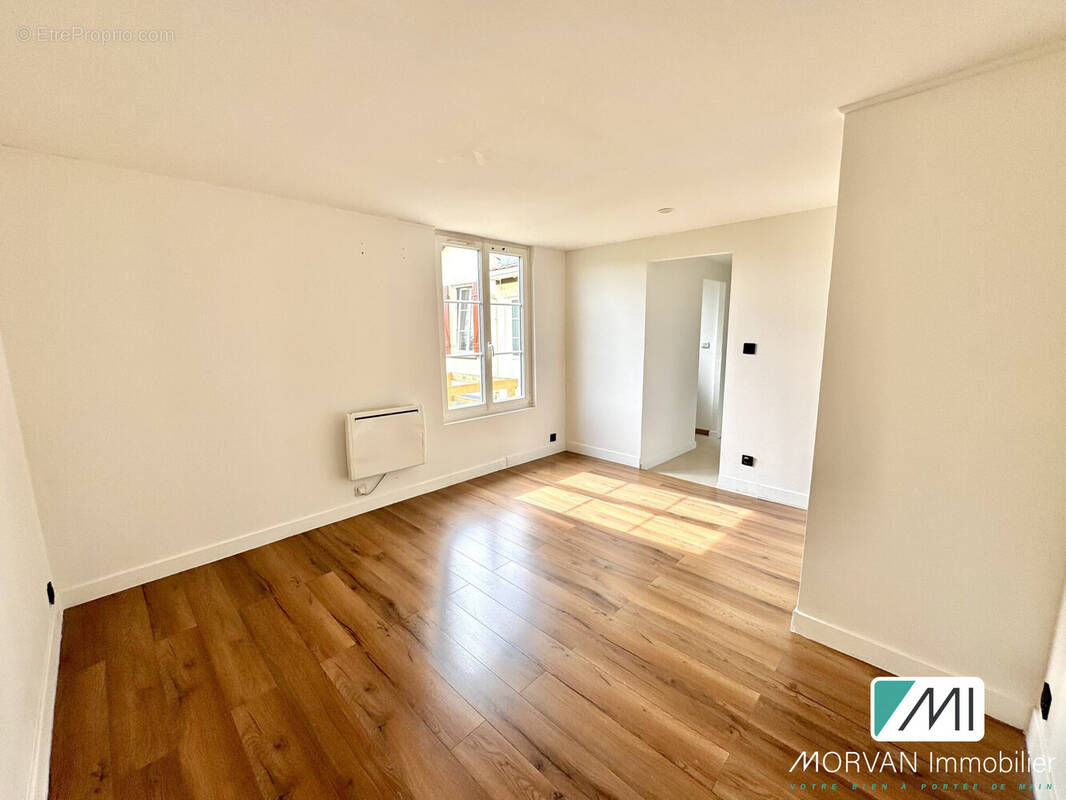 Maison à BENNECOURT