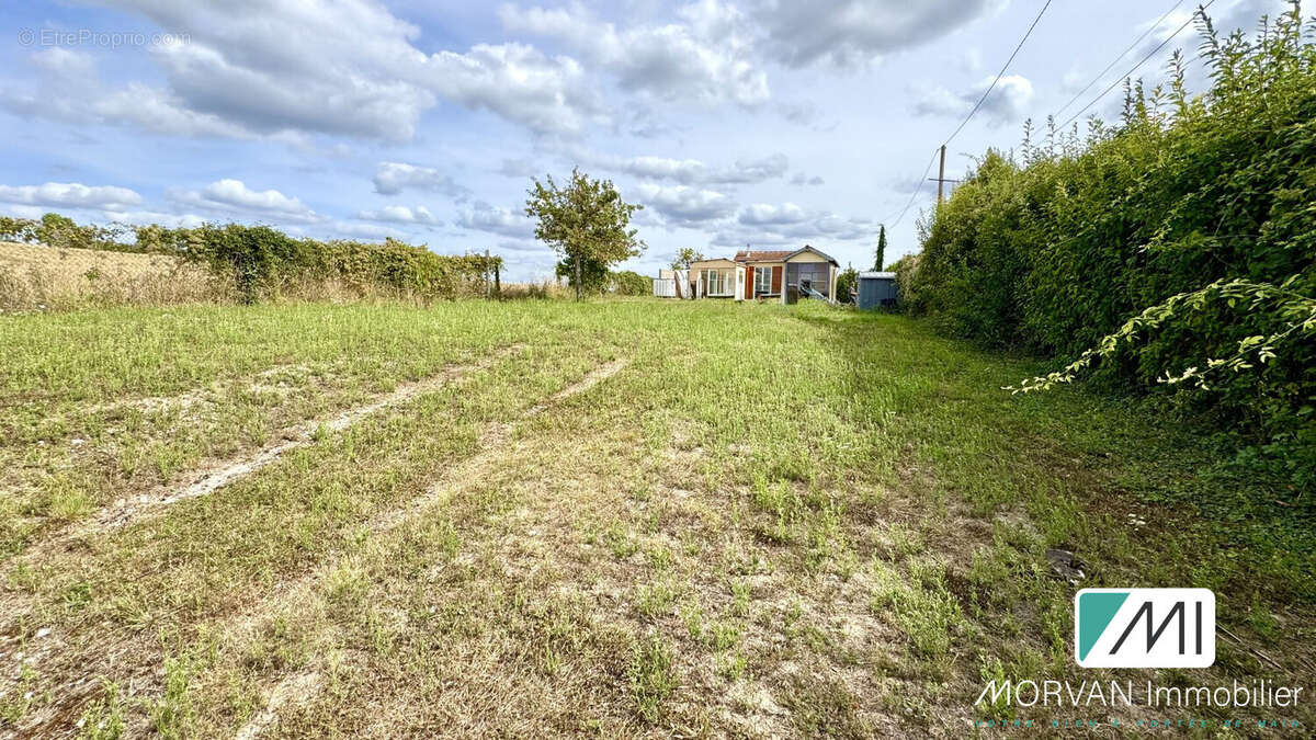 Maison à BENNECOURT