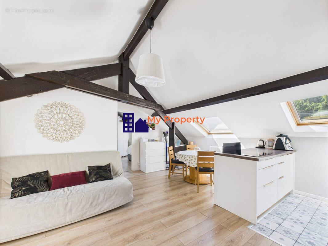 Appartement à HOUILLES