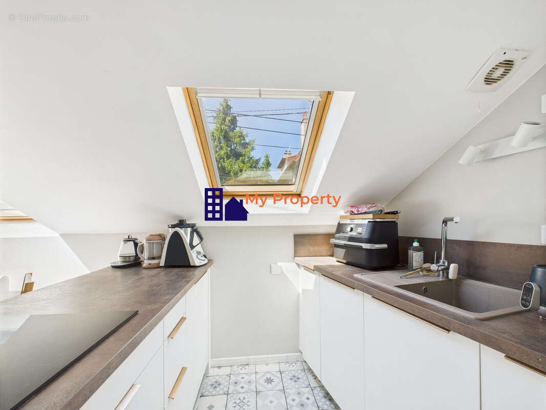 Appartement à HOUILLES