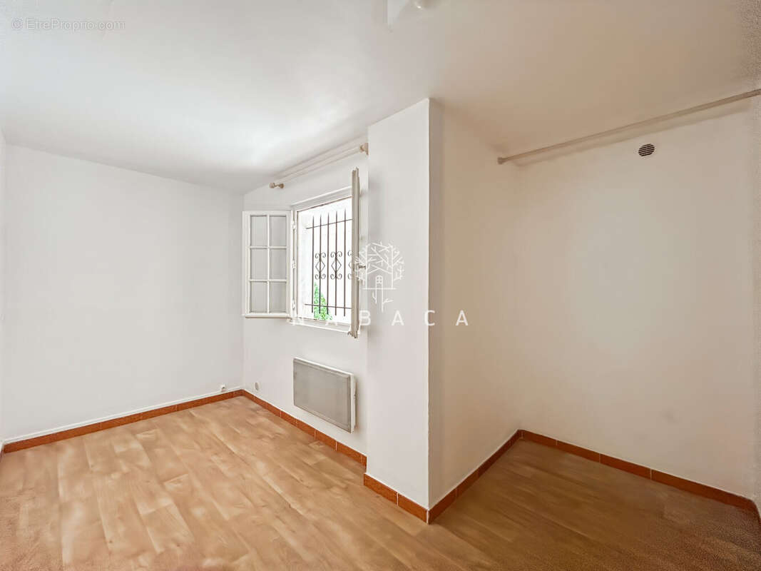 Maison à MONTAUROUX